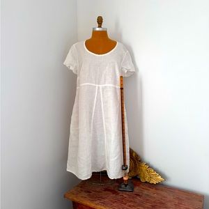 White Flax Park 100 % linen dress with two pockets